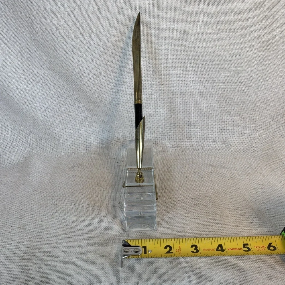 The Unbranded Brand pen refer